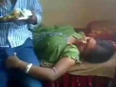 Oily Maid Handjob - Tamil XXX - Handjob Free Videos #1 - hand-job, jerk, jerking - 661